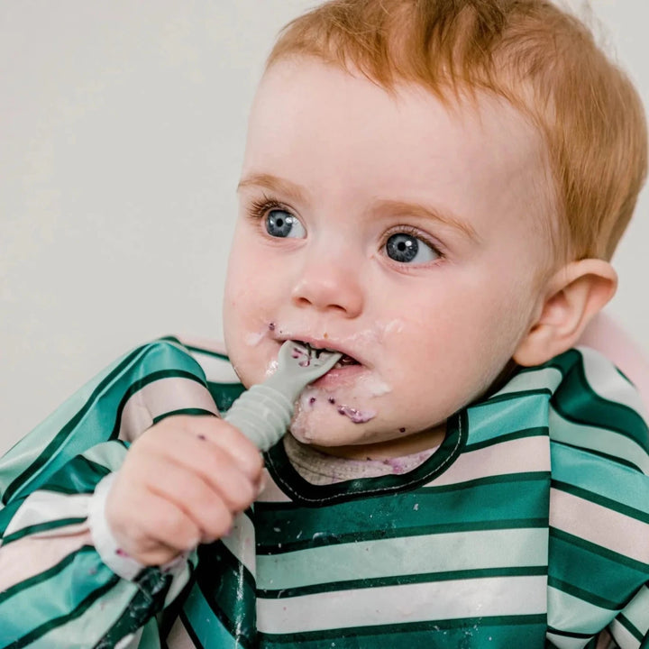 Sticky Spoon ™ - Starting Solids