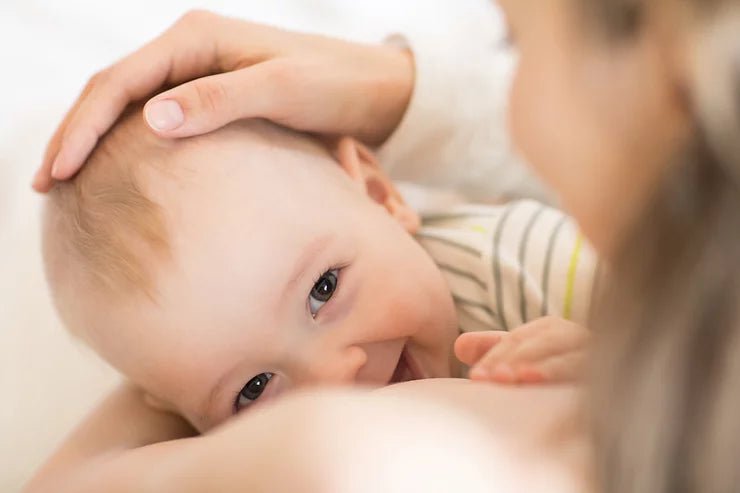 Meals Before Milk? When Is The Right Time? - Starting Solids