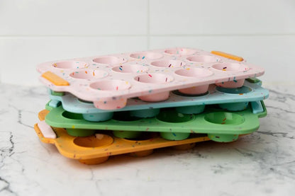Dainty Dozen Baking Tray