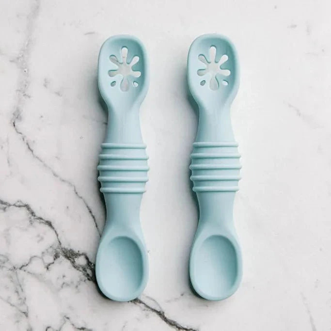 Sticky Spoon ™ - Starting Solids