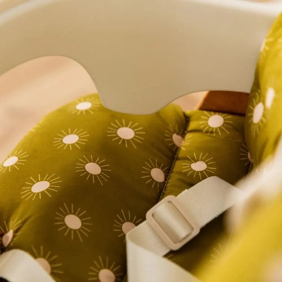 The Rora High Chair - Starting Solids