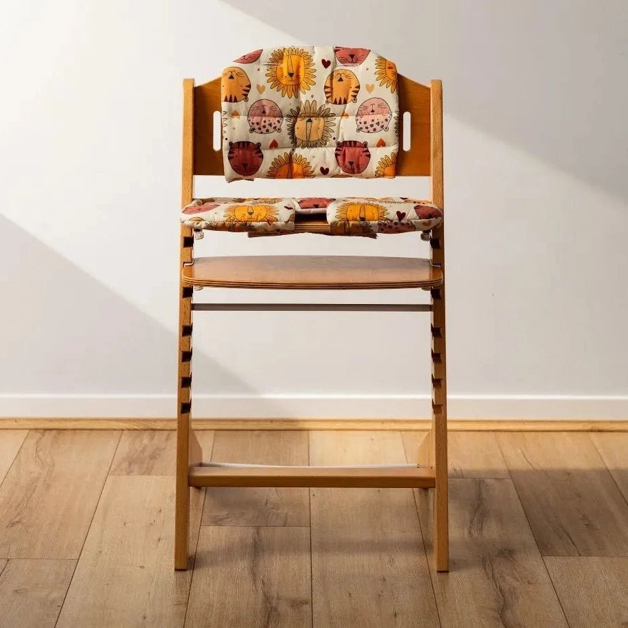 The Rora High Chair - Starting Solids