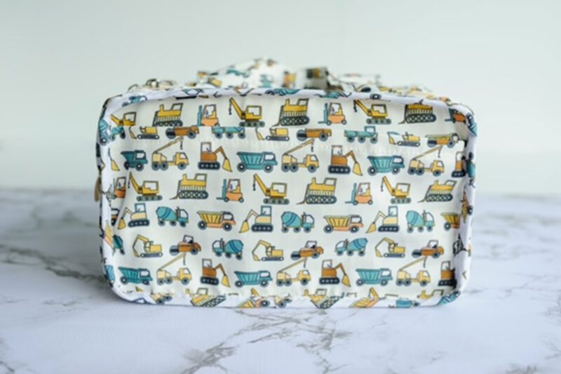 Starting Solids Australia's Insulated Lunch Bag in Construction Site print (side view)
