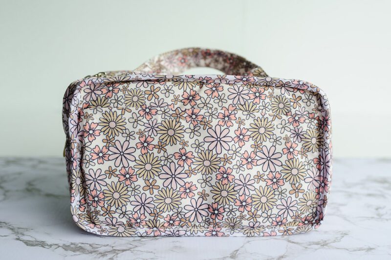 Starting Solids Australia's Insulated Lunch Bag in Dainty Daisies print (side view)